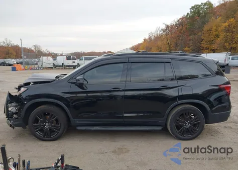 2020 Honda Pilot Awd Black Edition z USA, uszkodzony, nr VIN 5FNYF6H76LB015341